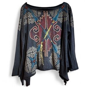 Double D Ranch Native American Design Top, S oversized